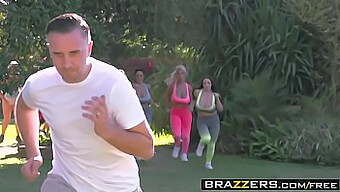 Angela White Ja Ava Addams Tähdet Brazzers Exxtra Kohtaus, Jossa On Isot Tissit Ja Anaali Pelata